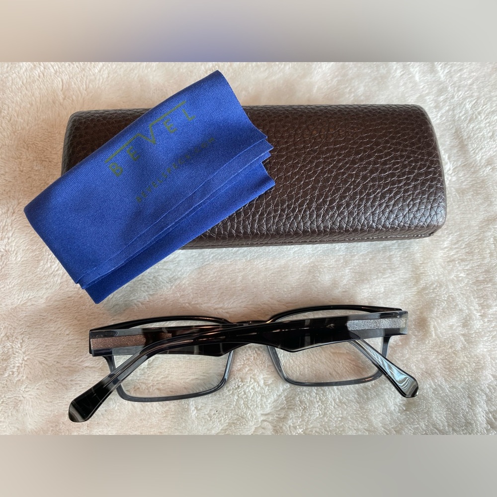 Bevel - Lougi Eyeglasses View 3